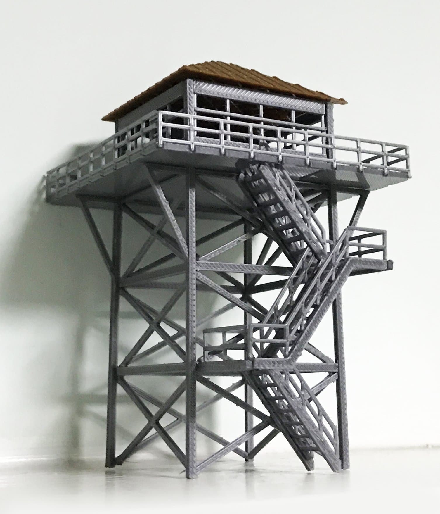 Railway Scenery Watchtower/Lookout Tower (Grey) HO Scale 1:87