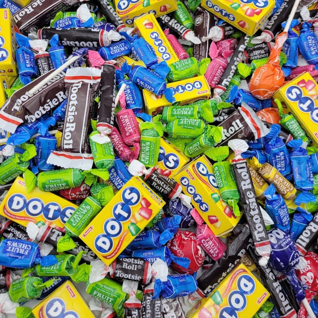 Tootsie Assorted Easter Candy Variety Mix - Childs Play Party Favors Funtastic Mix - Bulk 5lb Party Pack - Over 200 Individually Wrapped Pieces - Ideal for Easter Egg Hunts, Basket Fillers, Birthday, Piñata Fillers, and Parade Candy.