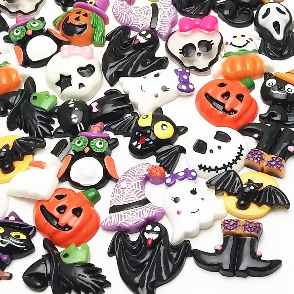 20/50/100pcs Mix Lots Halloween Pumpkin Skeleton Owl Bat Cat Resin Flatback Button Art Album Flatback Scrapbooking Embellishments DIY Decoration Scrapbooking Craft Accessory (20)