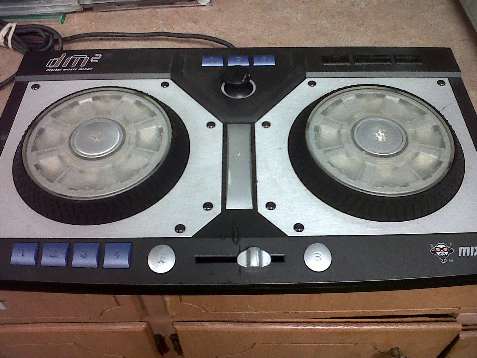 dm2 Digital Music Mixer