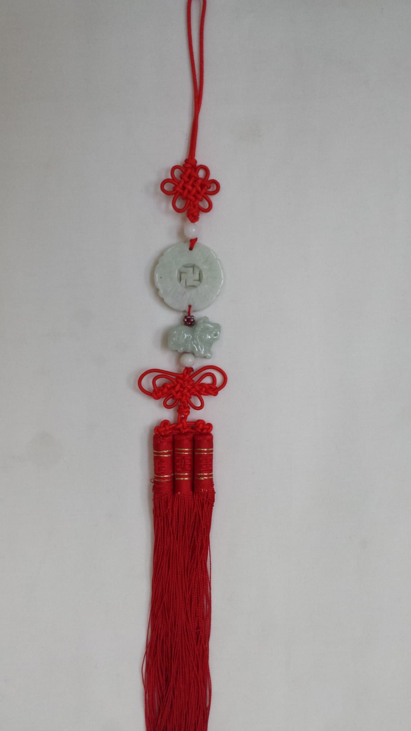Chinese Feng Shui Red Tassel Luck Charm Burma Jade Tibetan Om Mani Padme Hum with Pixiu Hanging Ornament