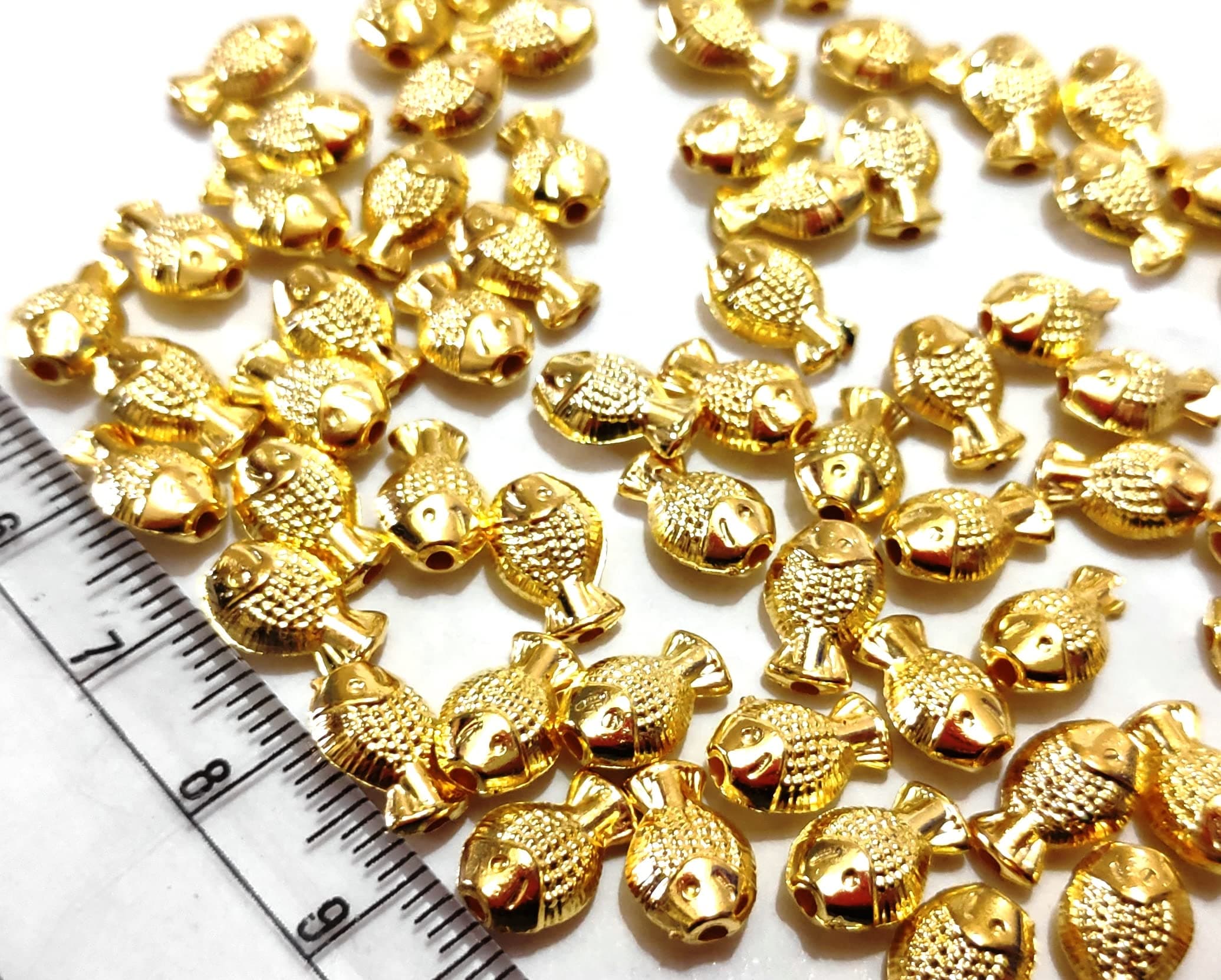 Get-Set-Go! Golden Color Fish (300pcs) 8mm Plastic Beads for Jewellery Making, Arts and Crafts Work, Necklace, Bracelet Earring DIY Kit (Fish Small)