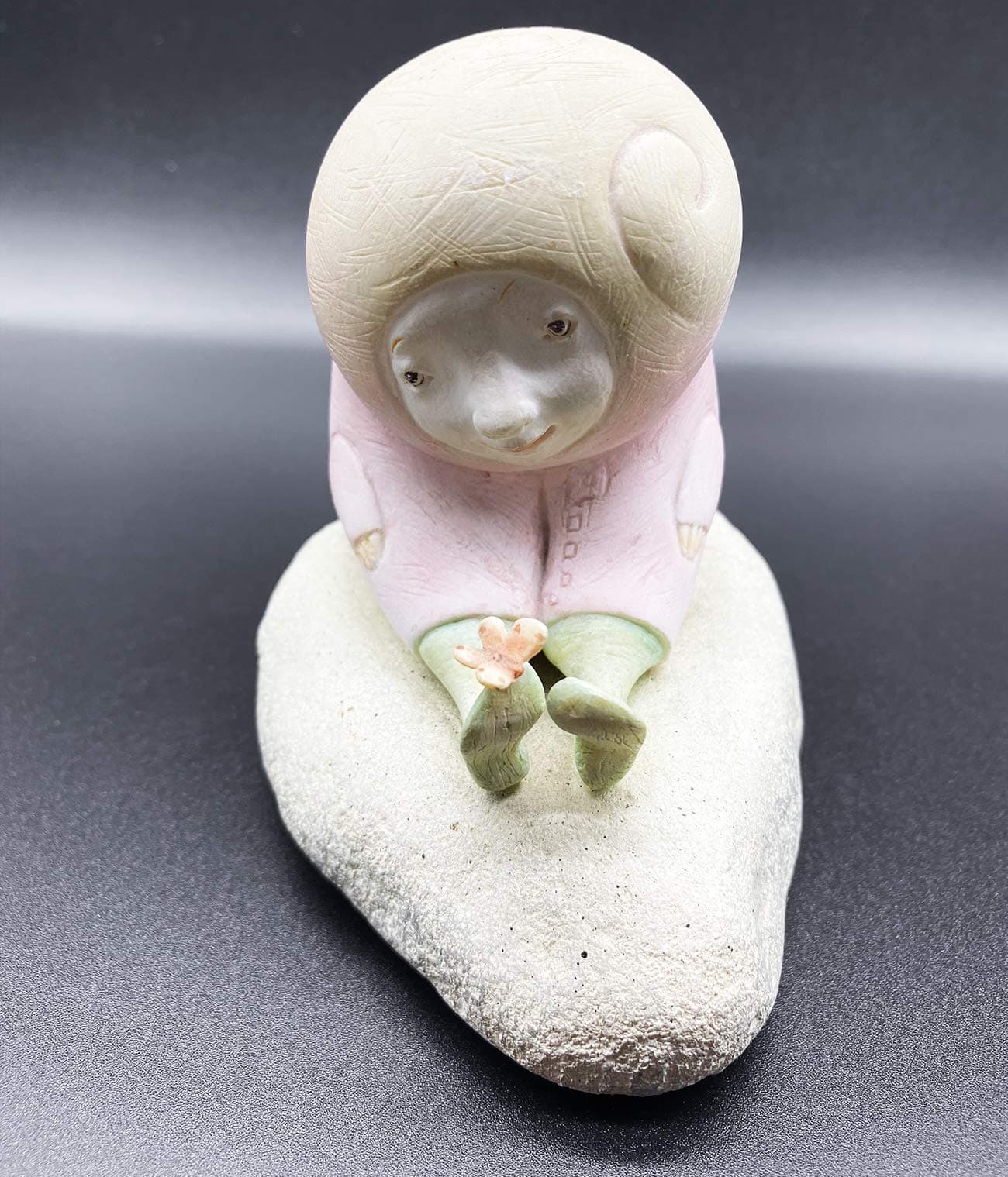 Veronese Collection, Kelebek - Baby Nursery Figure, Hard Polyresin, Trinket Figure, 12x9x11.5 Cm