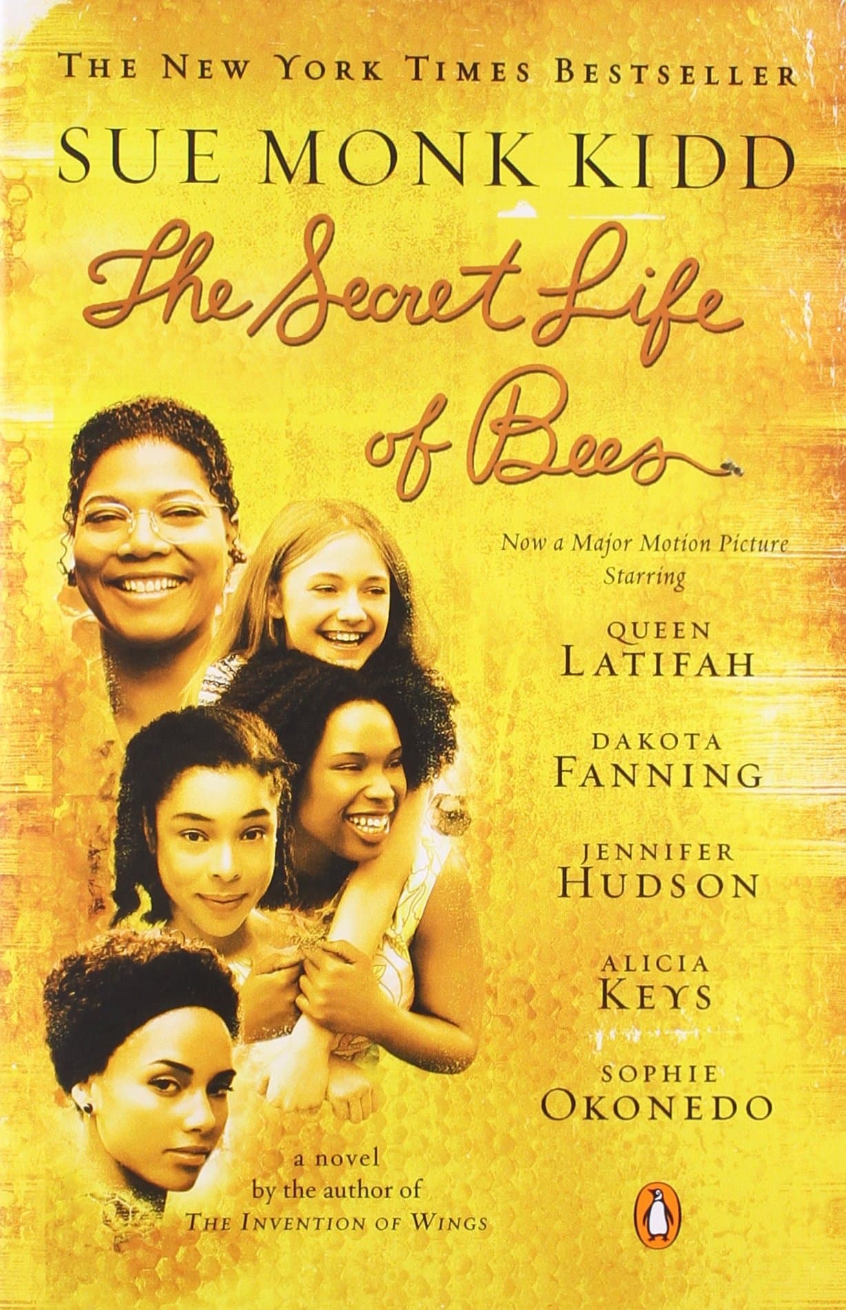 The Secret Life of Bees: Tie In Edition Paperback – 20 August 2008