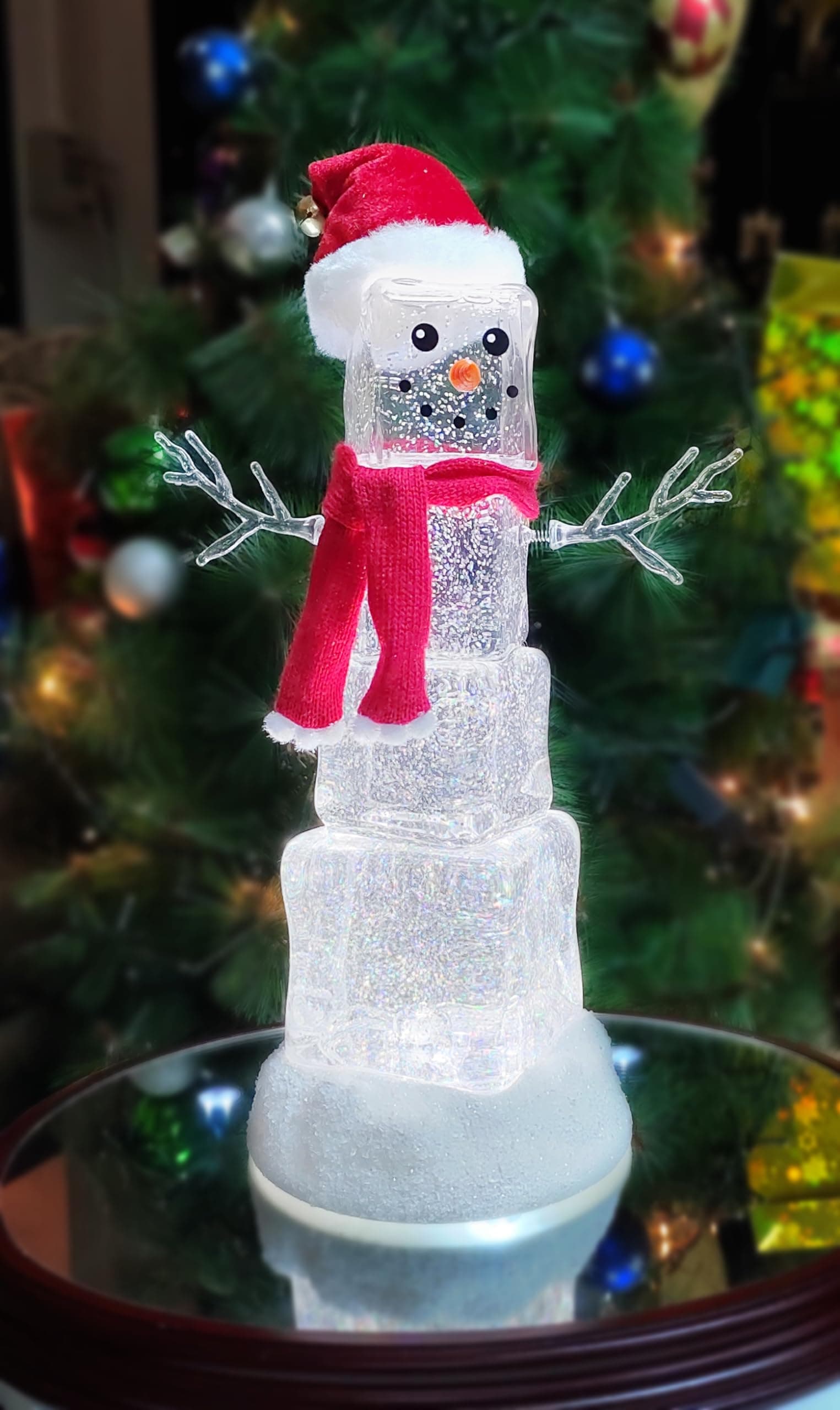 Acrylic LED & Water Spinning Ice Cube Snowman BO, Light up, 3AA Battery not Included.