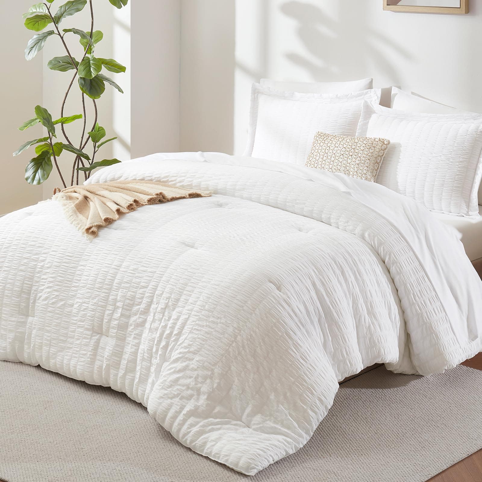 King Size Comforter Set White Seersucker 7 Pieces Bed in a Bag King Comforter Set with Sheets, Luxury Soft Bedding Sets with Down Alternative Comforter, Sheets, Pillowcases & Shams All Seasons
