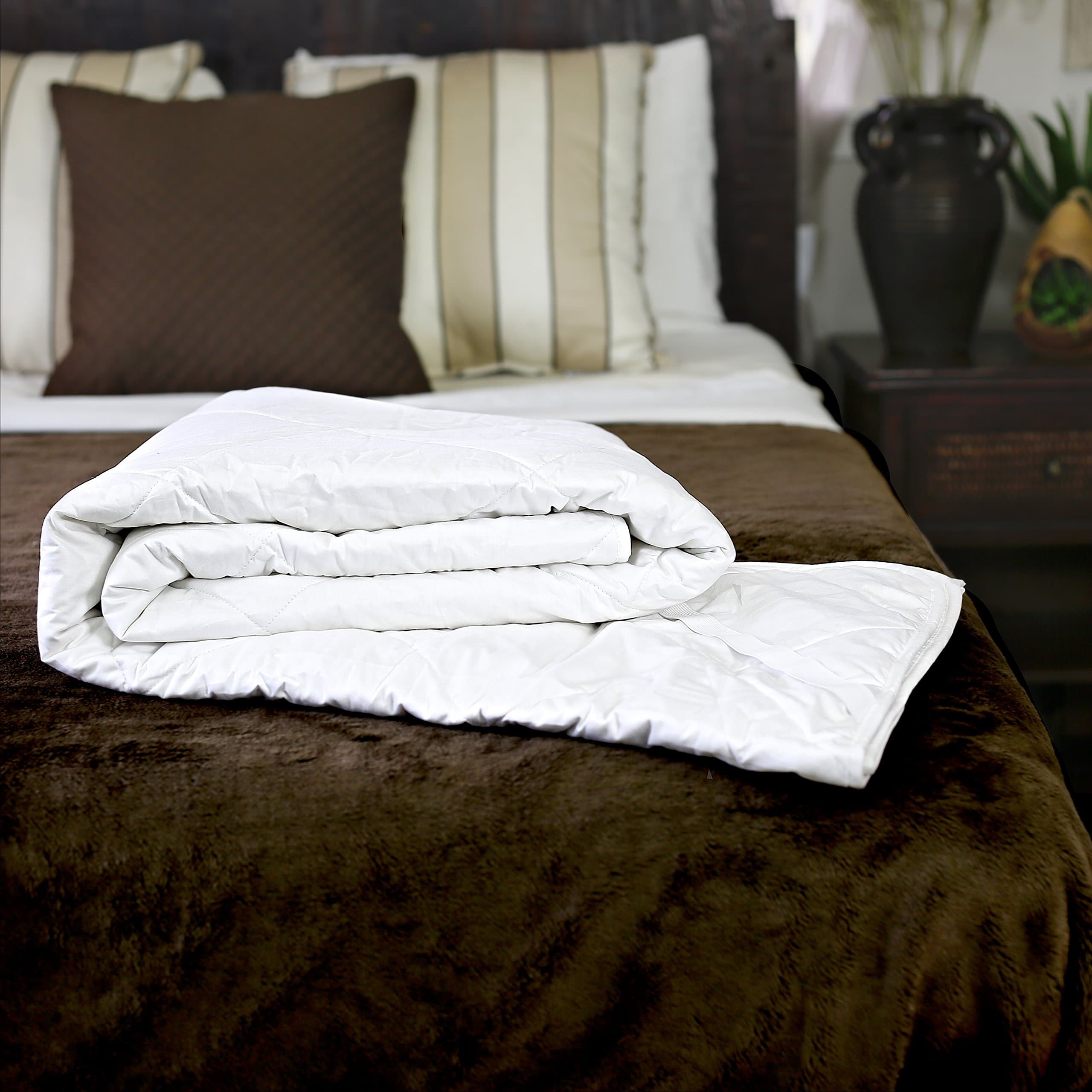 Silk Bedding Direct. Premium Mulberry Silk-Filled Mattress Topper. For Health, Hygiene and Beauty. Super King, 200cm x 180cm / 79" x 72". OEKO-TEX Certification.