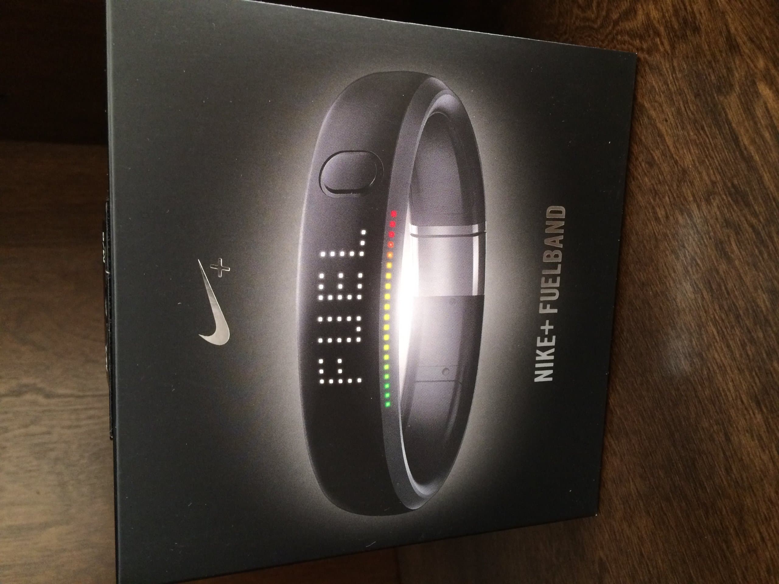 Nike + Fuelband (Medium/Large (172mm) Ship Worldwide