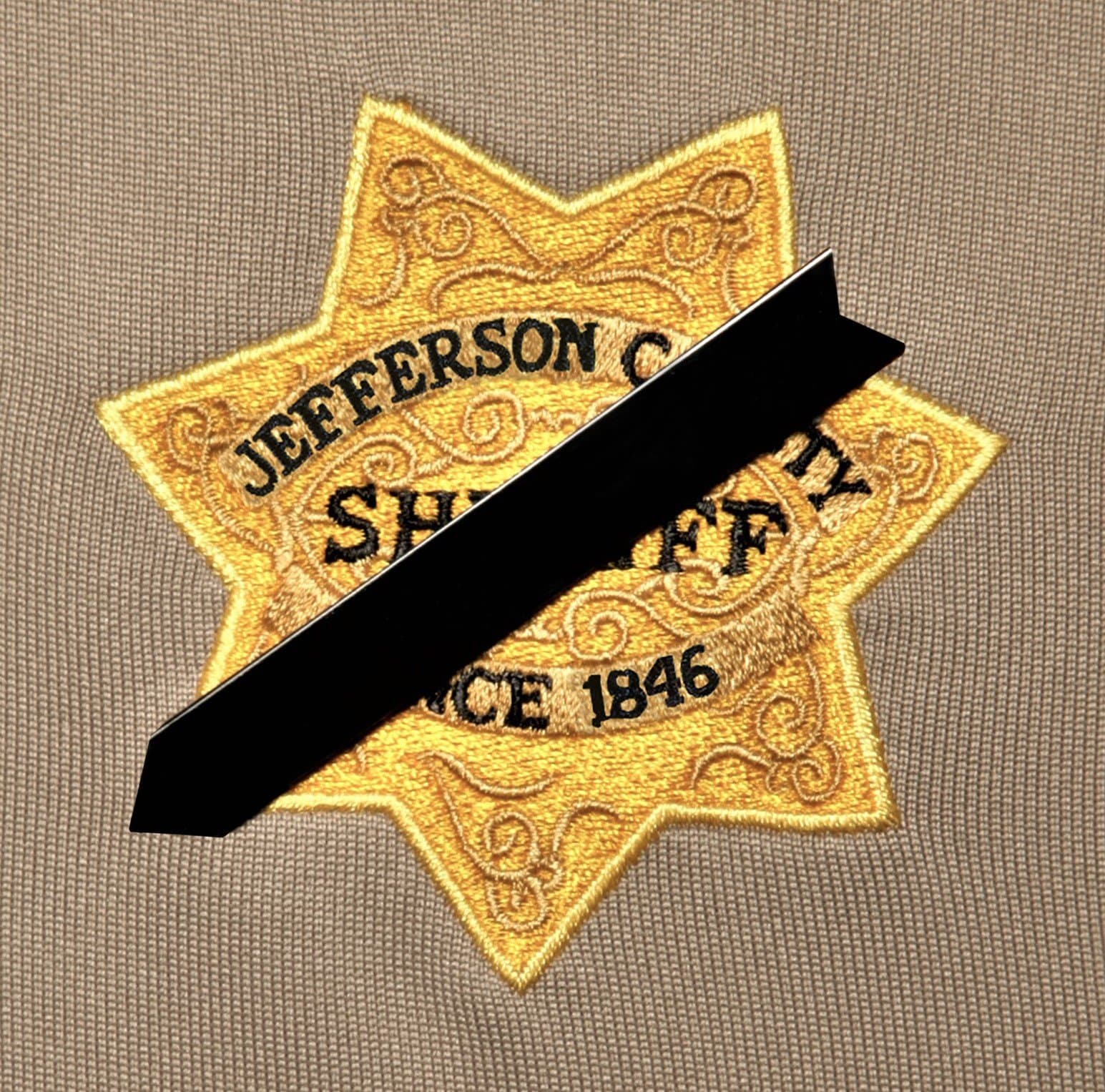 Black Mourning Band Pin for Cloth Embroidered Badges to Honor Fallen Law Enforcement Police Sheriff