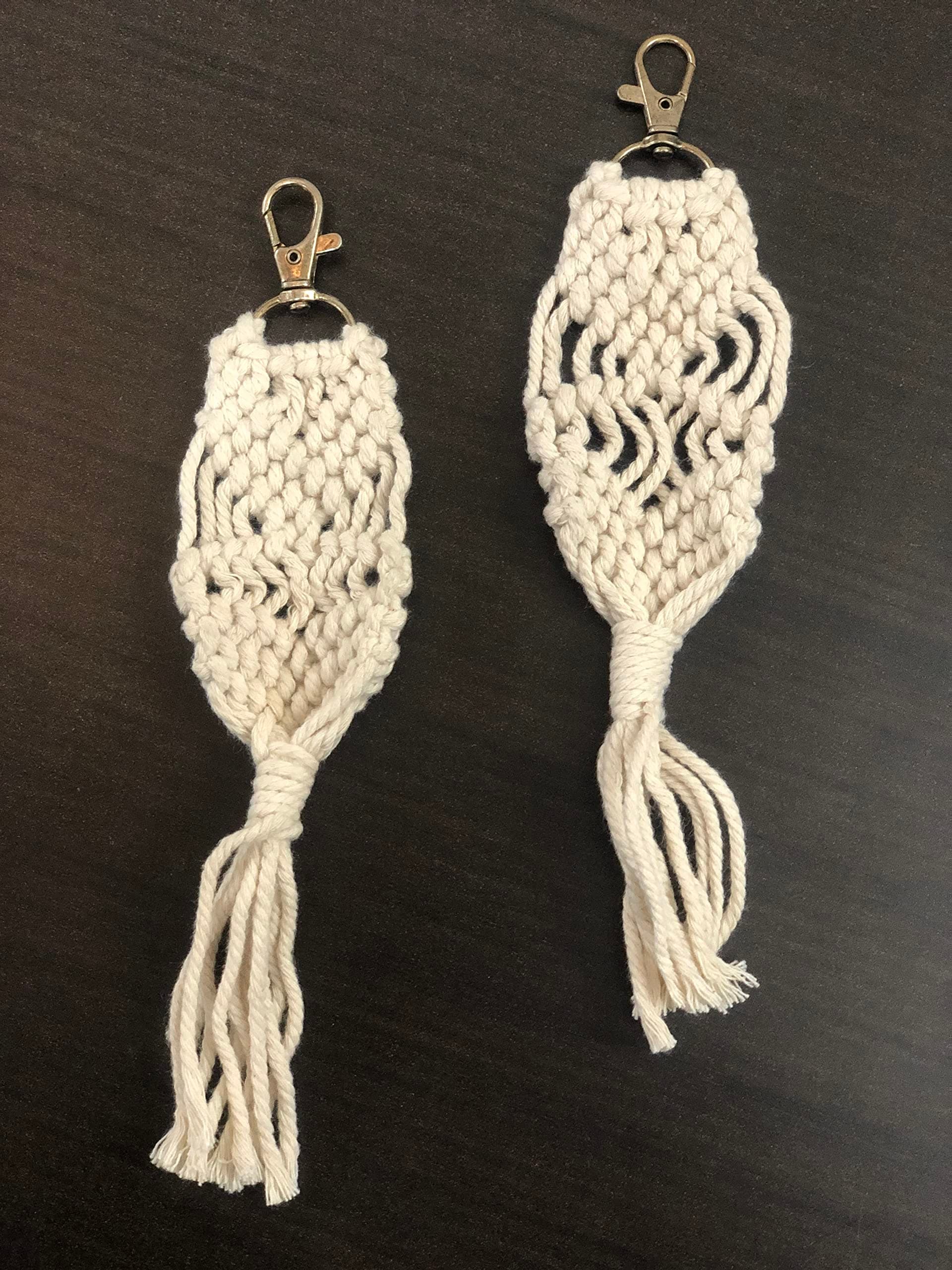 Master Piece Crafts2 Pieces Mini Macrame Keychains Boho Macrame Bag Charms with Tassels Handcrafted Accessory for Car Key Purse Phone Supplies, Beige