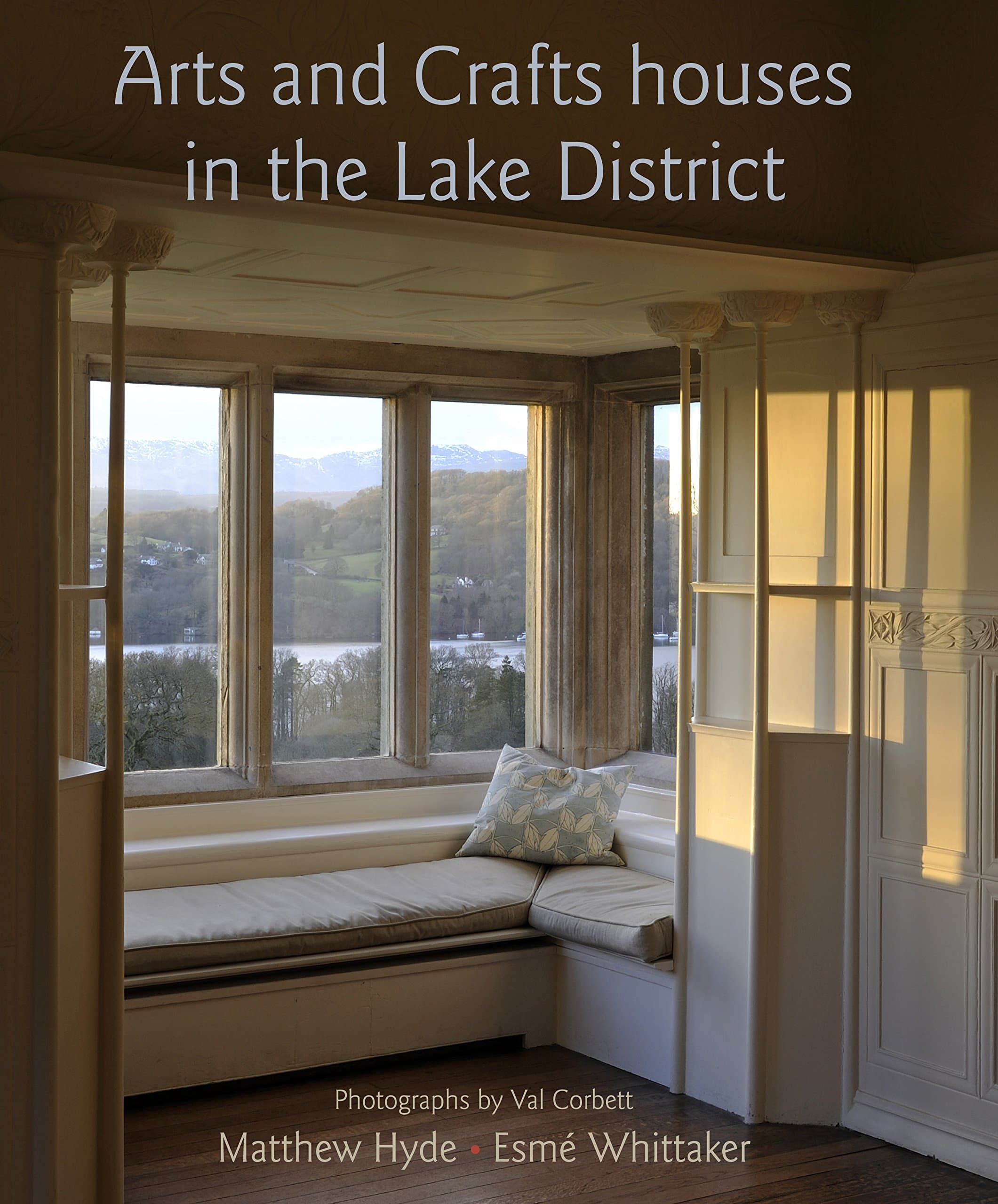 Arts and Crafts Houses in the Lake District Paperback – 2 July 2015