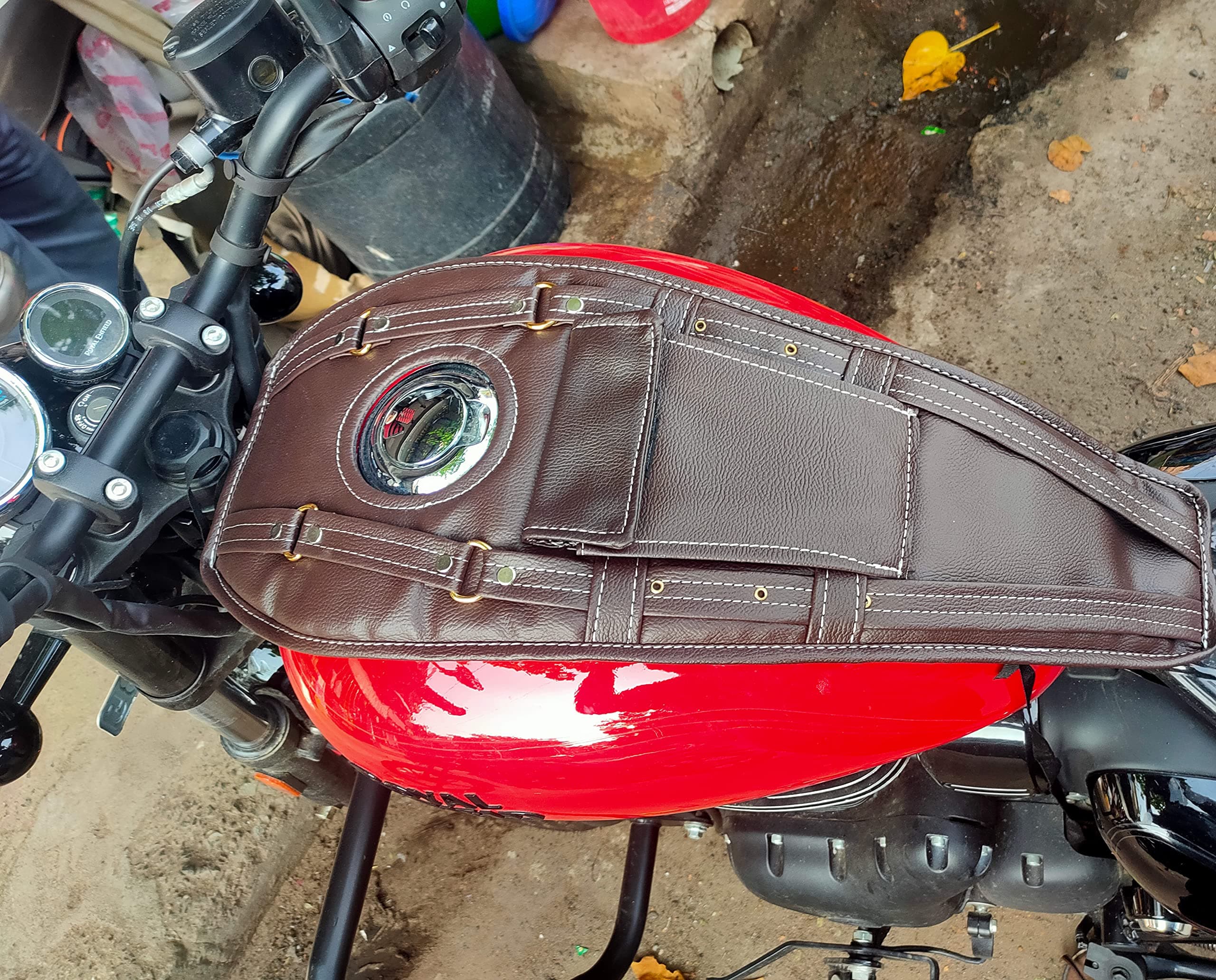 Al Ameen Tank Cover for Royal Enfield Meteor 350 / Rich Brown Color/Heavy Belt Work/Compact Slot/Waterproof/Heat Resistant