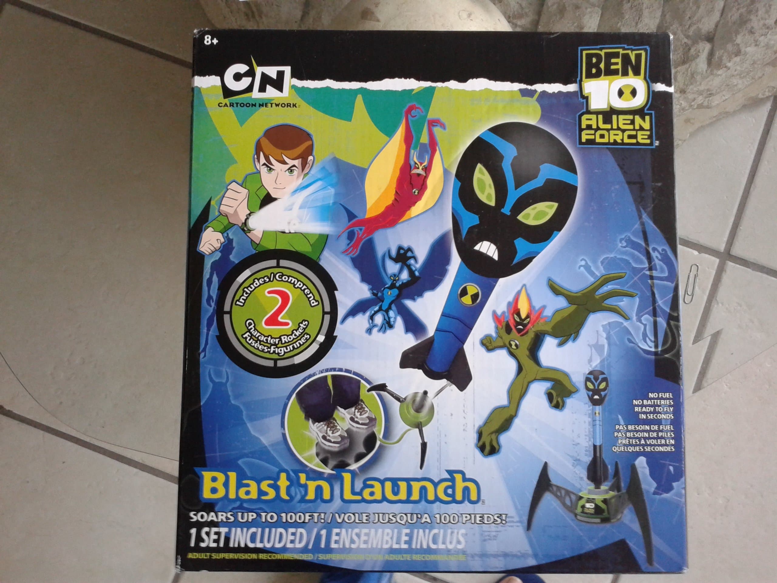 Ben 10 Alien Force Blast N Launch Soars 100 Ft 2 Rockets