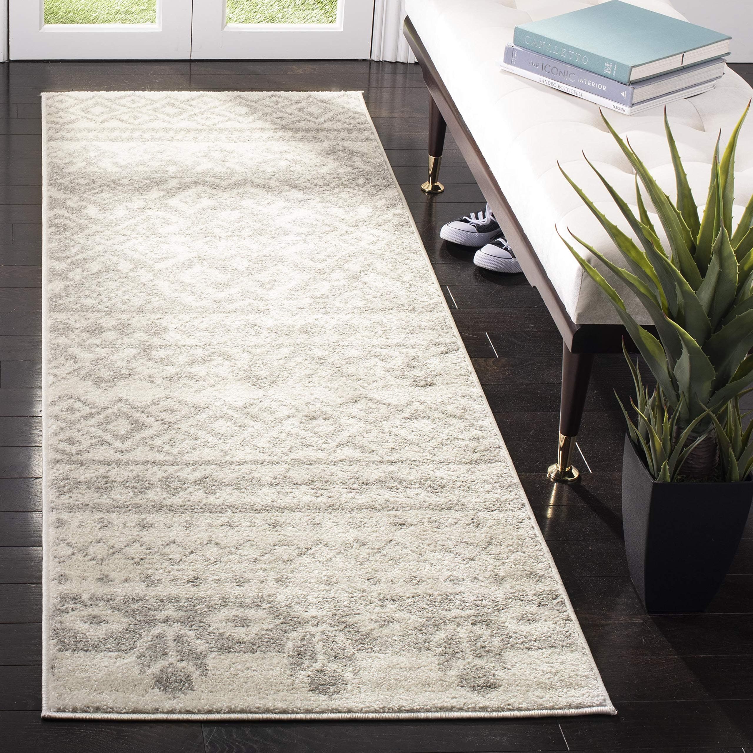 SAFAVIEH Adirondack Collection 2'6" x 6' Ivory / Silver ADR107B Rustic Boho Non-Shedding Living Room Entryway Foyer Hallway Bedroom Runner Rug