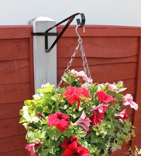 MOSKILA MyGardenGreen Hanging Basket Brackets for Concrete Posts x 4 supports Easy Fill baskets
