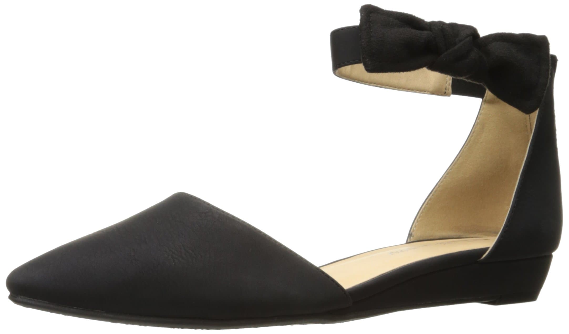 Chinese Laundry Women's Sonje Pointed Toe Flat