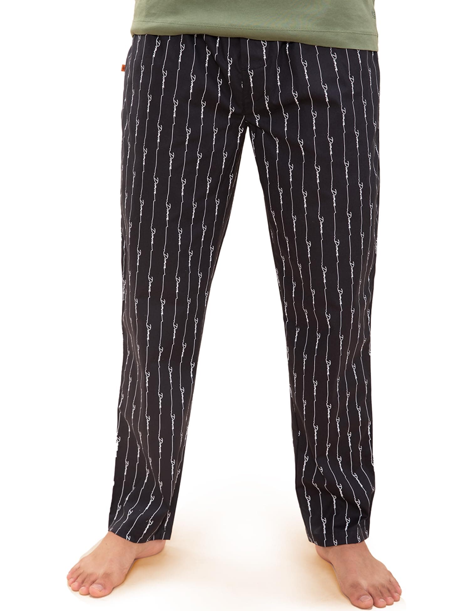 Regular Fit Cotton Blend Woven Casual Style Pyjama Dual Pockets Breathable Microfibre Waistband Anti-Bacterial Stretchable Soft Comfortable Pyjama For Men