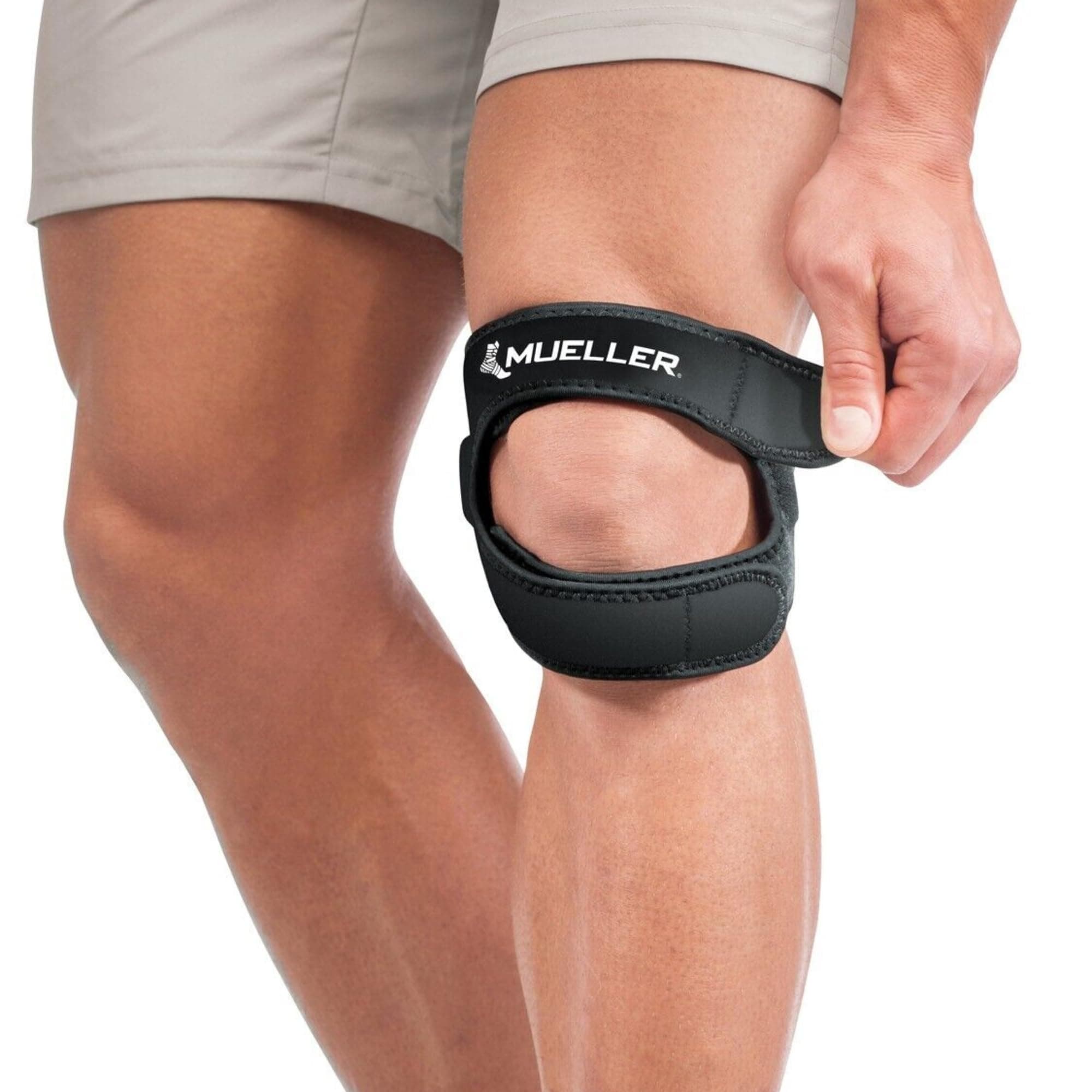 MUELLER Sports Medicine Adjustable Max Knee Single Strap for Men and Women, Compression & Pain Relief Support for Osgood-Schlatter's, Runner's Knee, Patellar Tendinitis, Black