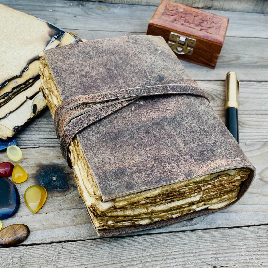 ALCRAFT Leather Journal Vintage Leather Bound Journal Handmade Antique Cover 15.24 X 11.43 CM