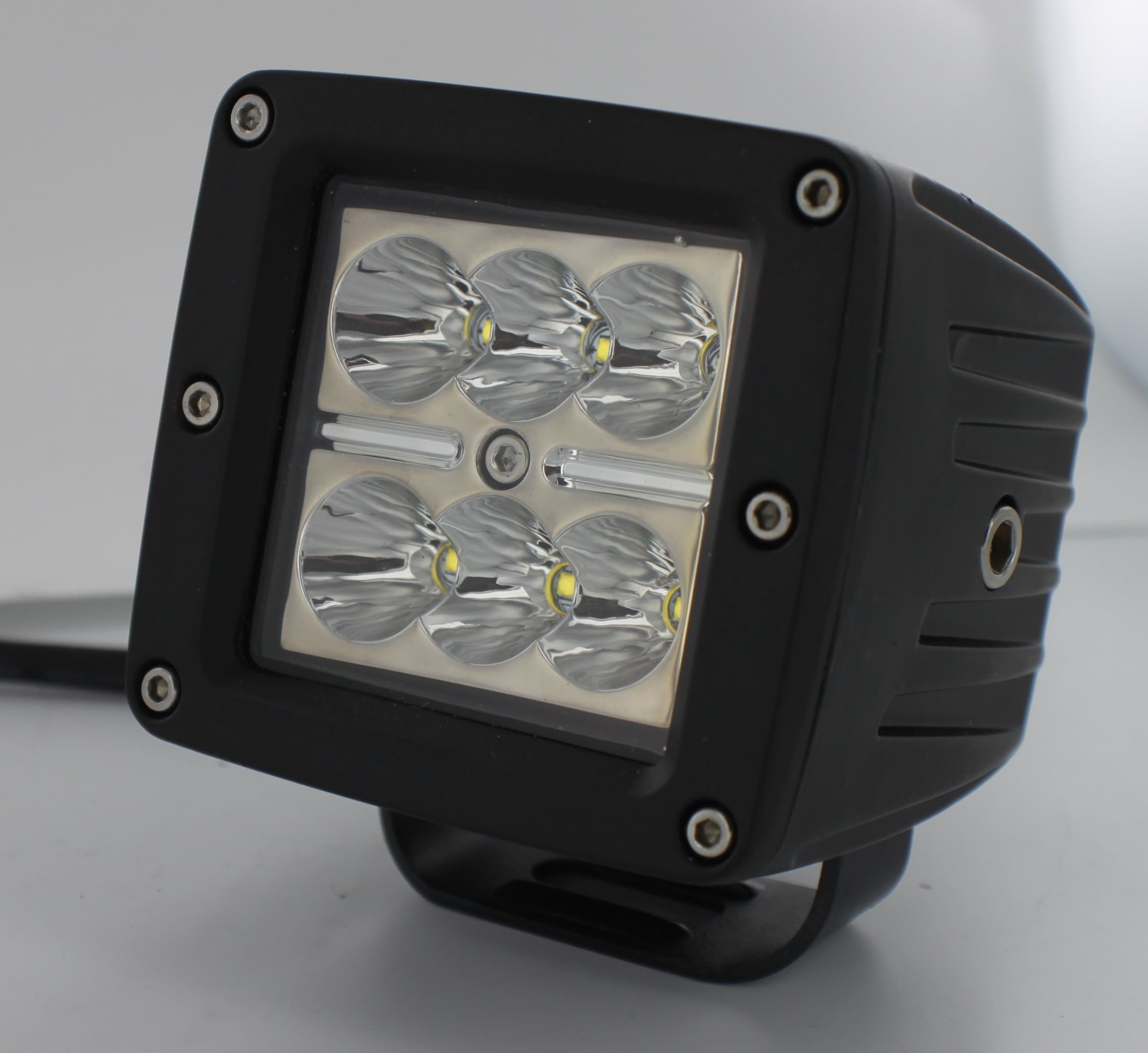 LuxWurx 18 WATT 6 LED 3"x 3" Pod Spot