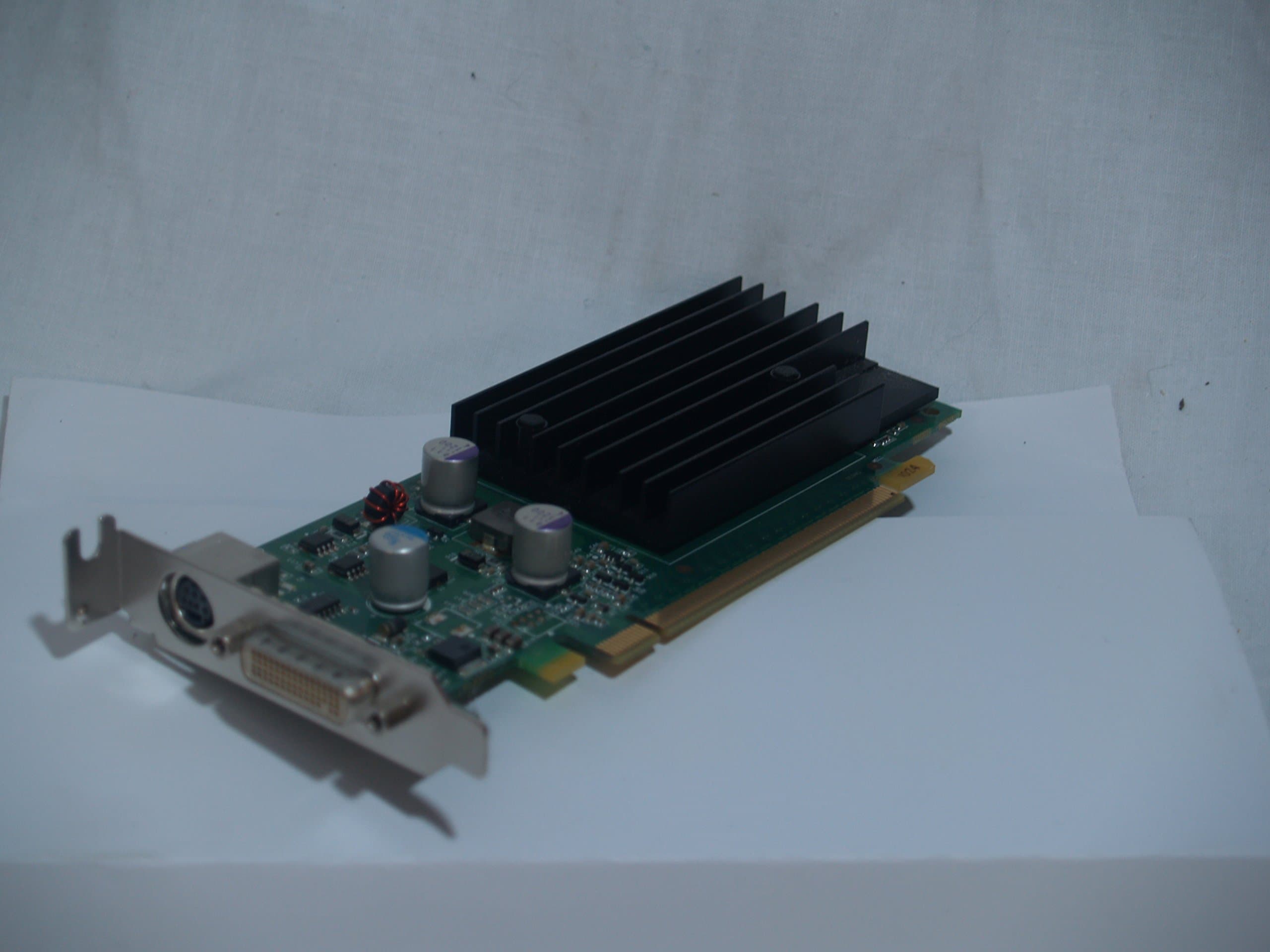 NVIDIA 180-10805 P805 Graphics Card S-Video DVI DMS-59 Multi Monitor Dell #N751G